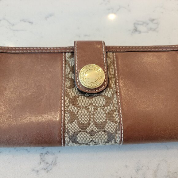 COACH Wallet Tan Leather with Signature Jacquard Stripe - Picture 2 of 4